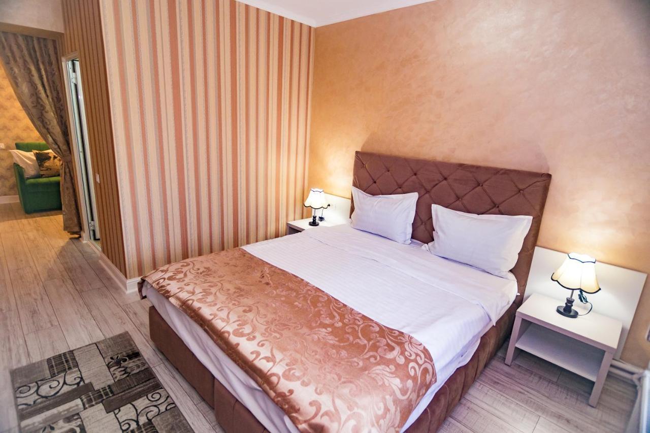 Hotel Floare De Iris Vama Veche Exteriér fotografie
