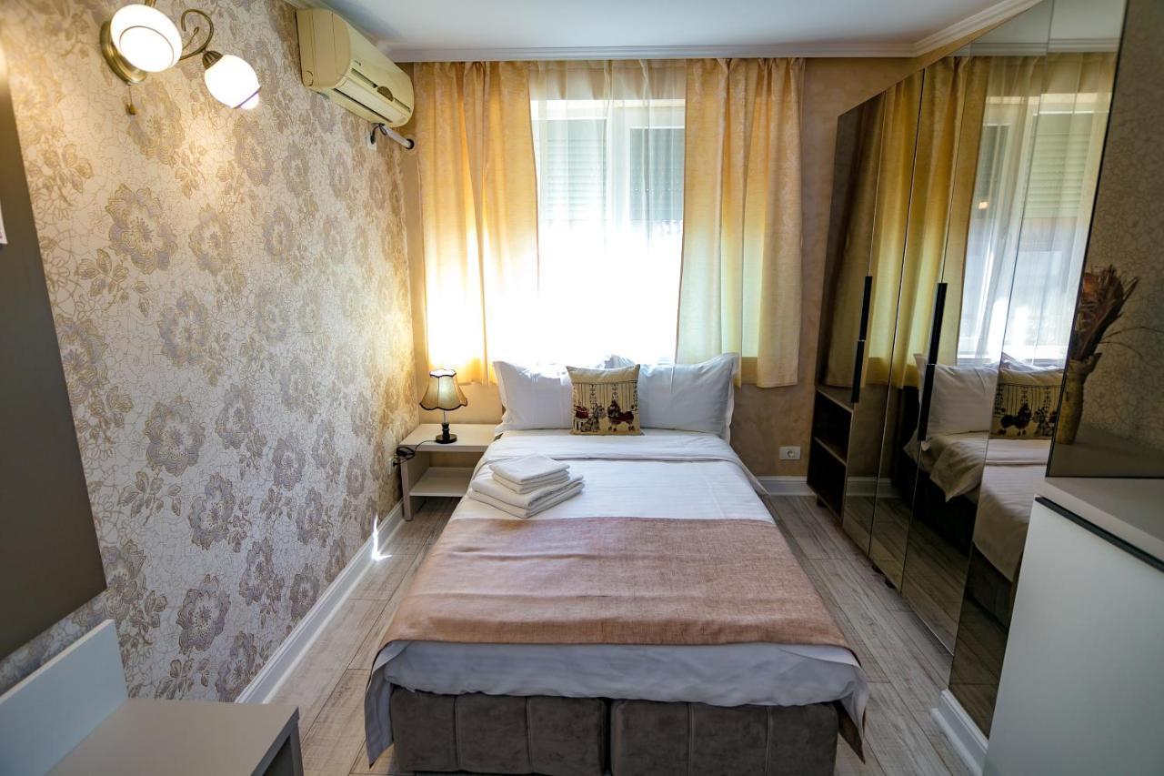 Hotel Floare De Iris Vama Veche Exteriér fotografie