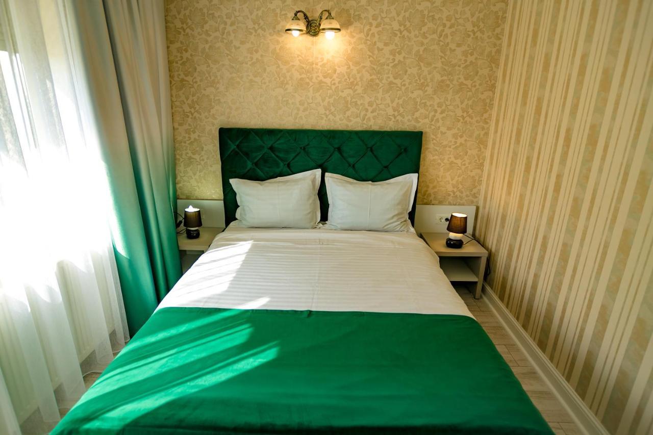 Hotel Floare De Iris Vama Veche Exteriér fotografie
