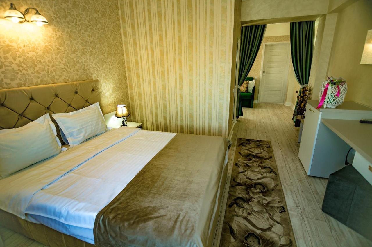 Hotel Floare De Iris Vama Veche Exteriér fotografie