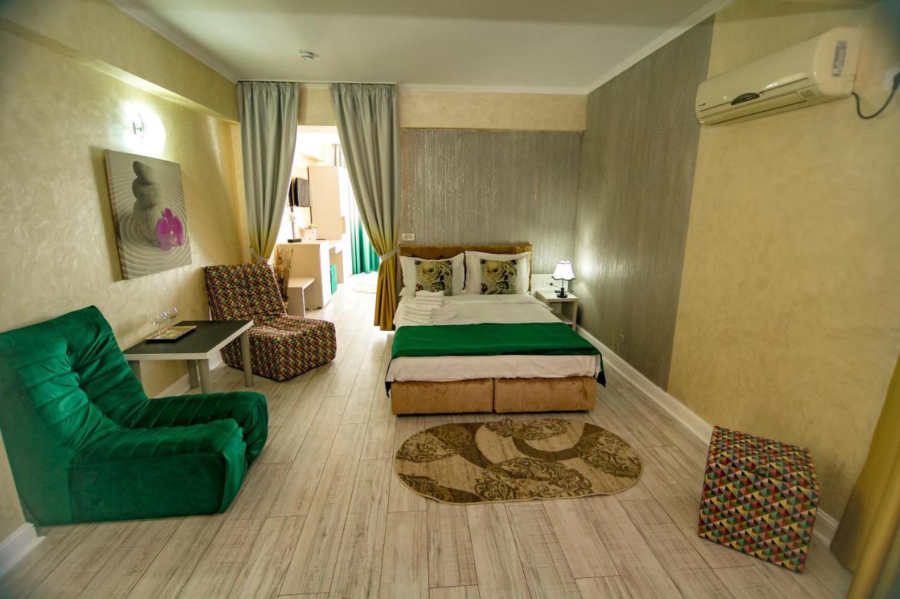 Hotel Floare De Iris Vama Veche Exteriér fotografie